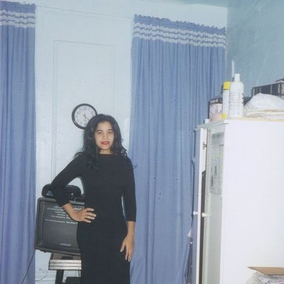 Meet your Posher, Rebecca - Picture 1 of 1